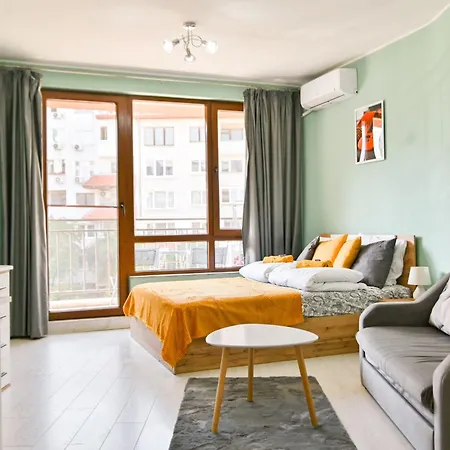 Appartement Armand De Sanelle *