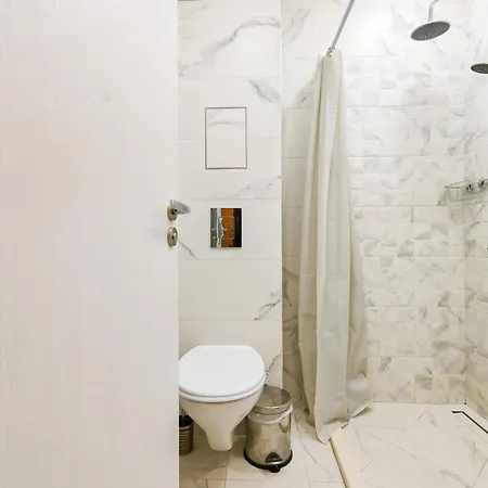 Appartement Armand De Sanelle *