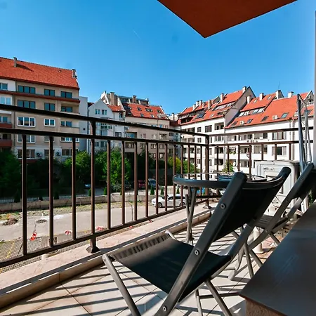 Armand De Sanelle 소피아