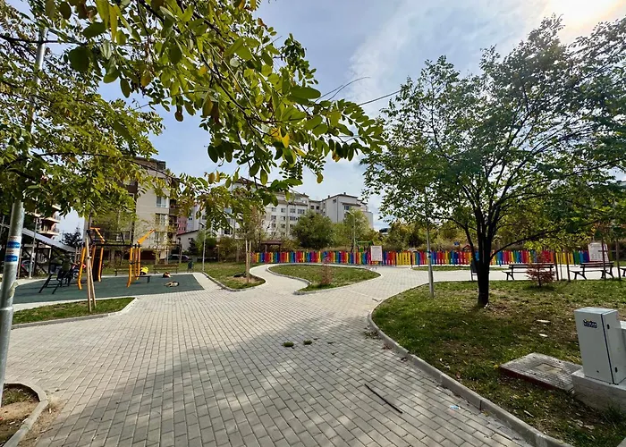 Armand De Sanelle ソフィア